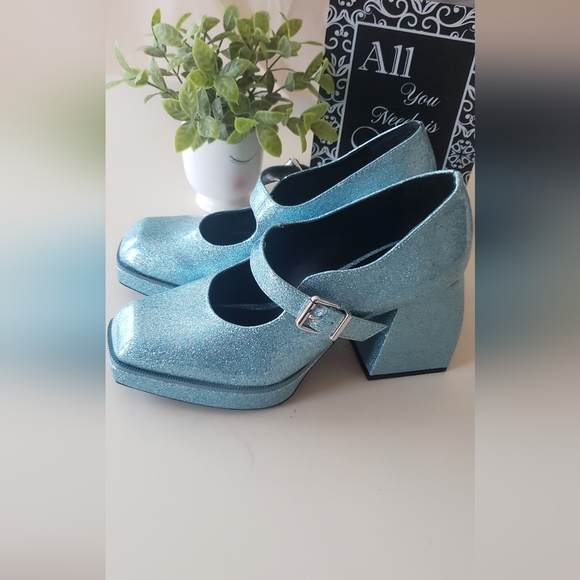 GB2-Night Glitter Mary Jane Platform Pumps - Picture 2 of 3